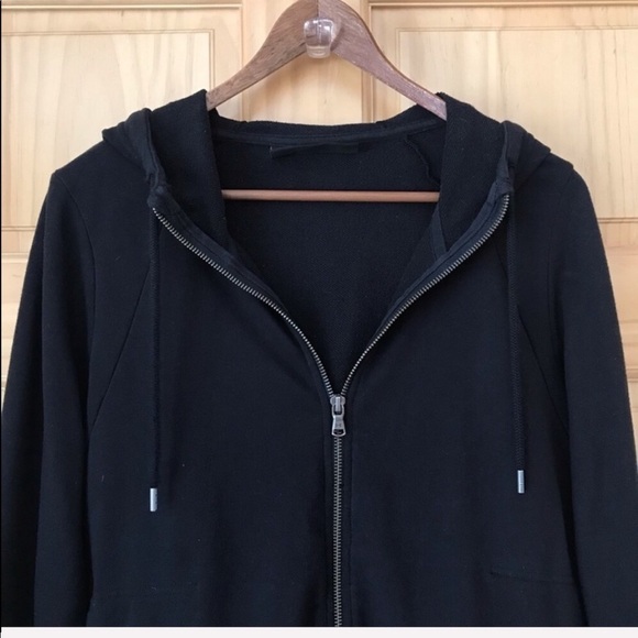 Under Armour Loose Fit Performance Hoodie Size medium - Picture 3 of 9